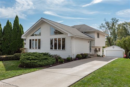 325 Highridge, Lombard, IL 60148