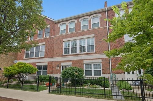 3861 N Milwaukee, Chicago, IL 60641