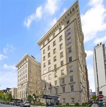 70 E Scott Unit 308, Chicago, IL 60610