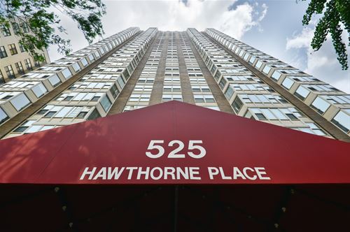 525 W Hawthorne Unit 2001, Chicago, IL 60657