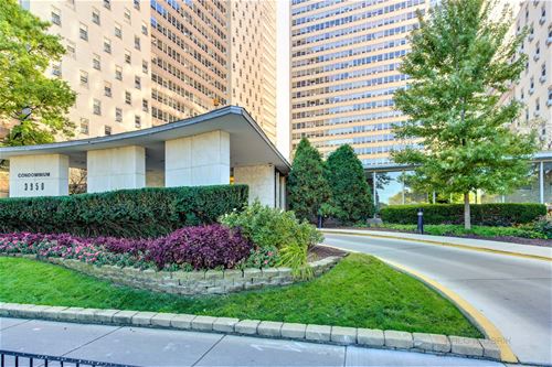 3950 N Lake Shore Unit 1328, Chicago, IL 60613