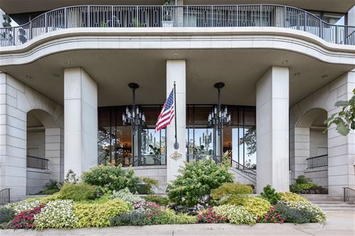 1040 N Lake Shore Unit 37BC, Chicago, IL 60611
