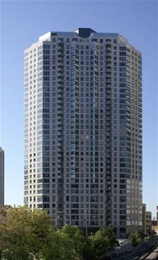 300 N Canal Unit 704, Chicago, IL 60606