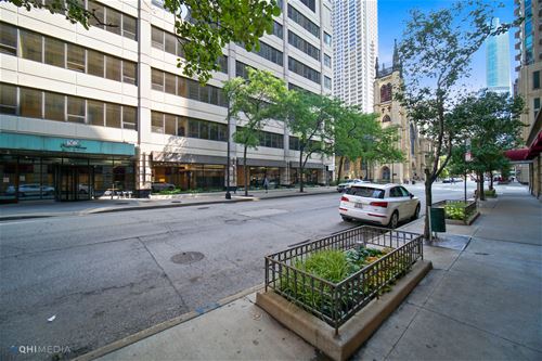 30 E Huron Unit 5407, Chicago, IL 60611