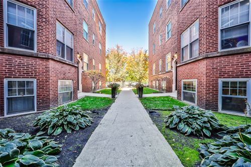 5874 N Ridge Unit 3, Chicago, IL 60660