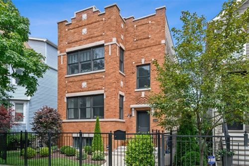 2440 W Belle Plaine, Chicago, IL 60618