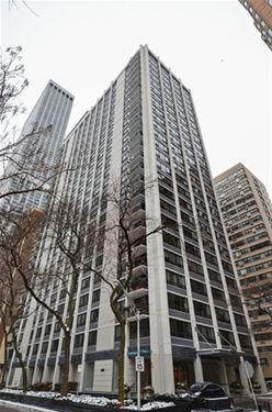 222 E Pearson Unit 806, Chicago, IL 60611