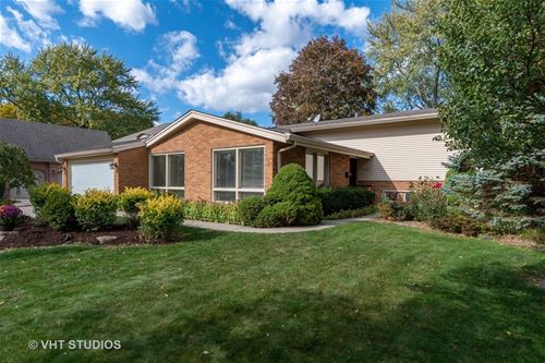 2430 Maple, Northbrook, IL 60062