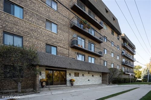 960 S River Unit 307, Des Plaines, IL 60016