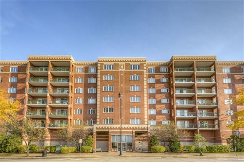 675 Pearson Unit 1-807, Des Plaines, IL 60016