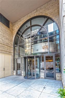 630 N State Unit 2108, Chicago, IL 60654