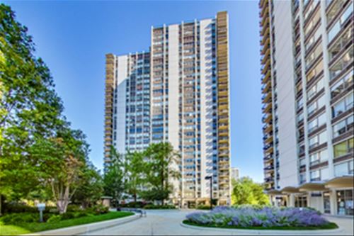 1360 N Sandburg Unit 1502, Chicago, IL 60610