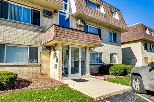 8808 Briar Unit 3A, Des Plaines, IL 60016