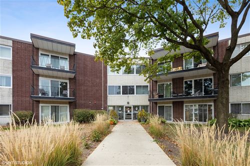 2800 Maple Unit 6A, Downers Grove, IL 60515