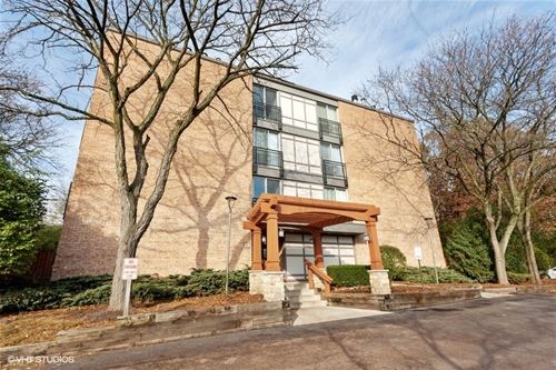 1811 Four Lakes Unit 4A, Lisle, IL 60532