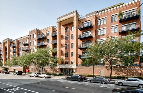 550 W Fulton Unit 206, Chicago, IL 60661