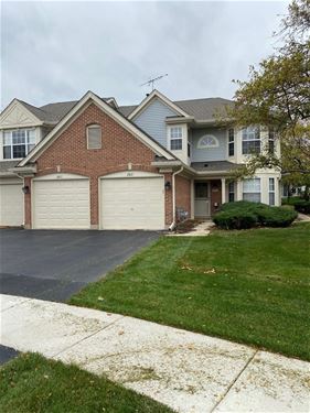 2817 Effingham, Schaumburg, IL 60193