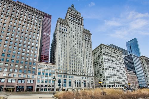 310 S Michigan Unit 204, Chicago, IL 60604