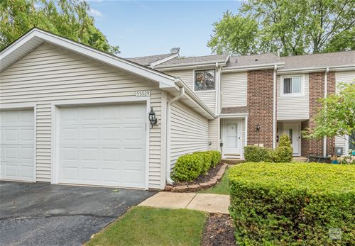 5S029 Firestone Unit 2, Naperville, IL 60563