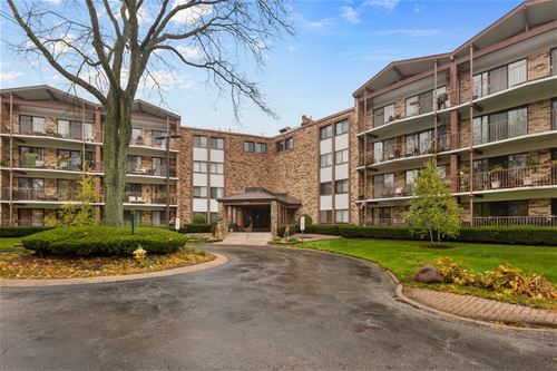 250 W Parliament Unit 101, Mount Prospect, IL 60056