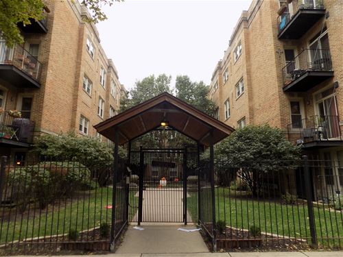 1635 W Pratt Unit 2N, Chicago, IL 60626