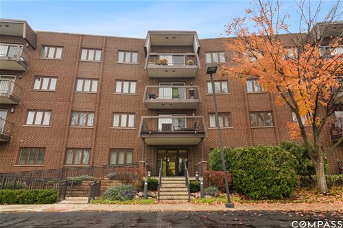 400 E Dundee Unit 211, Buffalo Grove, IL 60089