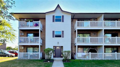 225 Gregory Unit 9, Aurora, IL 60504