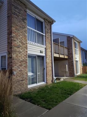 1902 Kenilworth Unit E, Hoffman Estates, IL 60169