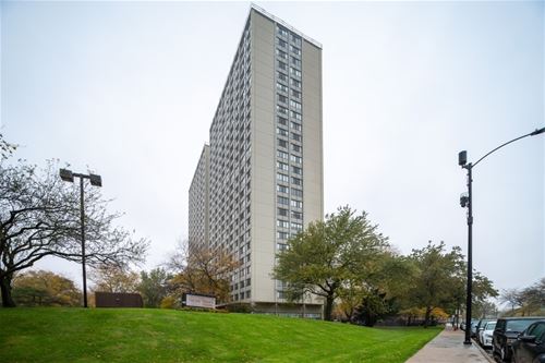 4800 S Lake Park Unit 2412, Chicago, IL 60615