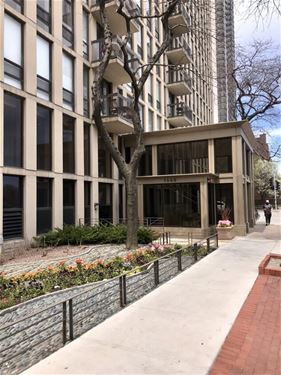 1660 N Lasalle Unit 3903, Chicago, IL 60614