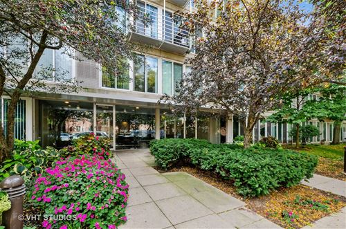 2555 Gross Point Unit 402, Evanston, IL 60201