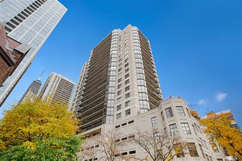 33 W Delaware Unit 12D, Chicago, IL 60610