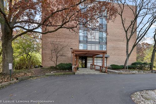 5820 Oakwood Unit 3G, Lisle, IL 60532