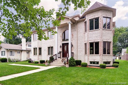 616 N Ellsworth, Naperville, IL 60563