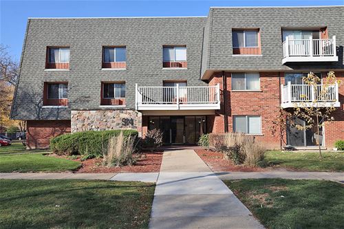 914 Ridge Unit 120, Elk Grove Village, IL 60007