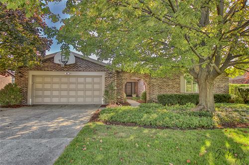 3901 Joanne, Glenview, IL 60026