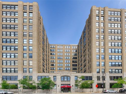 728 W Jackson Unit 823, Chicago, IL 60661