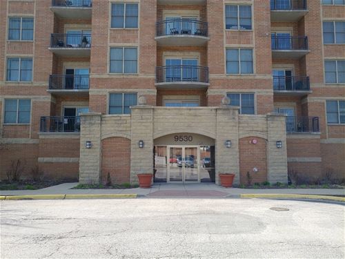 9530 Cook Unit 308, Oak Lawn, IL 60453