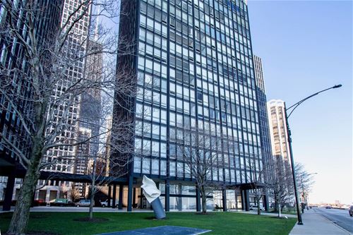 880 N Lake Shore Unit 22A, Chicago, IL 60611