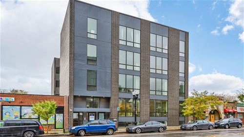 2247 W Lawrence Unit 202, Chicago, IL 60625