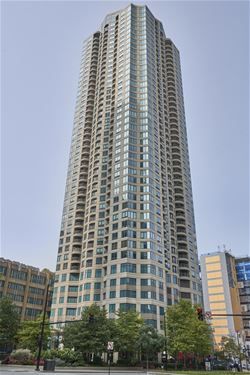 400 N Lasalle Unit 1303, Chicago, IL 60654