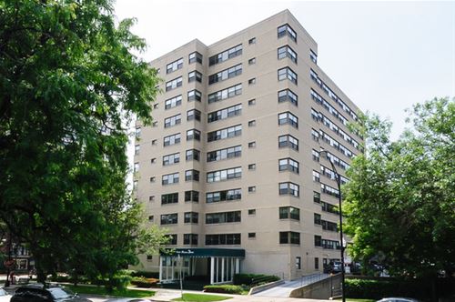 4200 N Marine Unit 901, Chicago, IL 60613