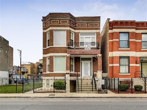 2916 W Warren, Chicago, IL 60612