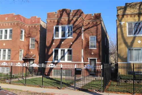 1749 N Luna, Chicago, IL 60639