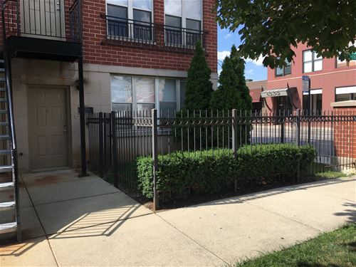 759 W Evergreen Unit A, Chicago, IL 60610