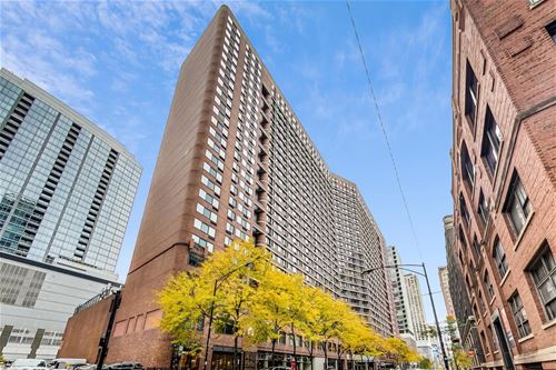 211 E Ohio Unit 2209, Chicago, IL 60611