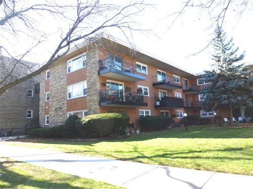 4730 N Kenneth Unit 3H, Chicago, IL 60630