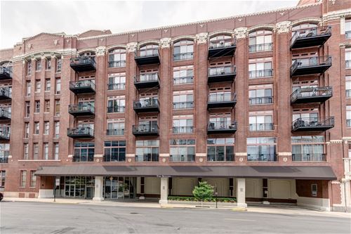 360 W Illinois Unit 213, Chicago, IL 60654