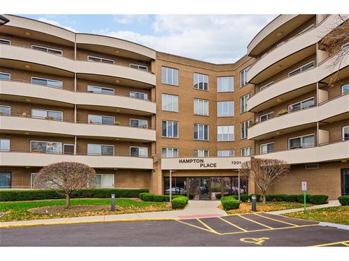 7201 N Lincoln Unit 509, Lincolnwood, IL 60712