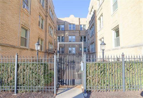 2850 W Eastwood Unit 3, Chicago, IL 60625